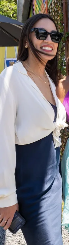 Alexandria Ocasio-Cortez AOC photo 2 of 884