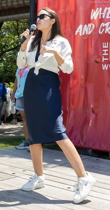 Alexandria Ocasio-Cortez AOC photo 3 of 884