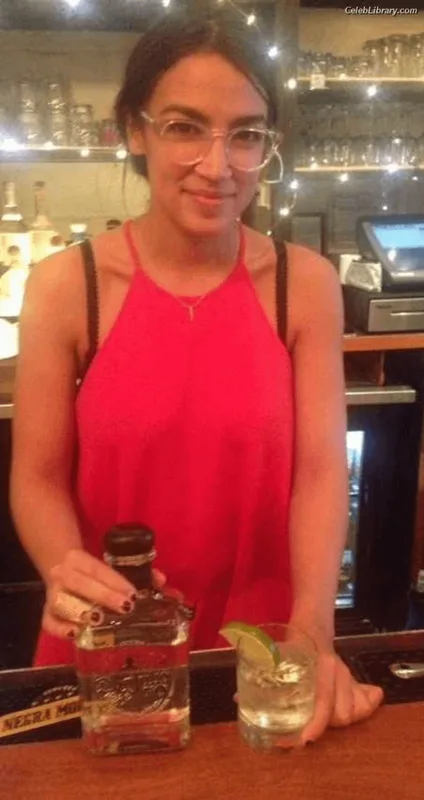 Alexandria Ocasio-Cortez AOC photo 5 of 884