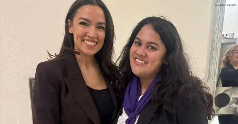 Alexandria Ocasio-Cortez AOC photo 9 of 884