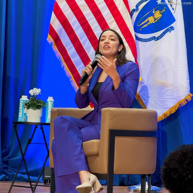 Alexandria Ocasio-Cortez AOC photo 4 of 884