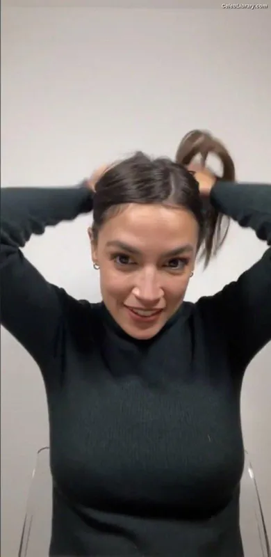 Alexandria Ocasio-Cortez AOC photo 4 of 884