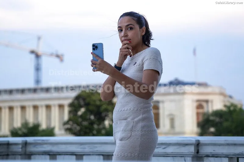 Alexandria Ocasio-Cortez AOC photo 7 of 884