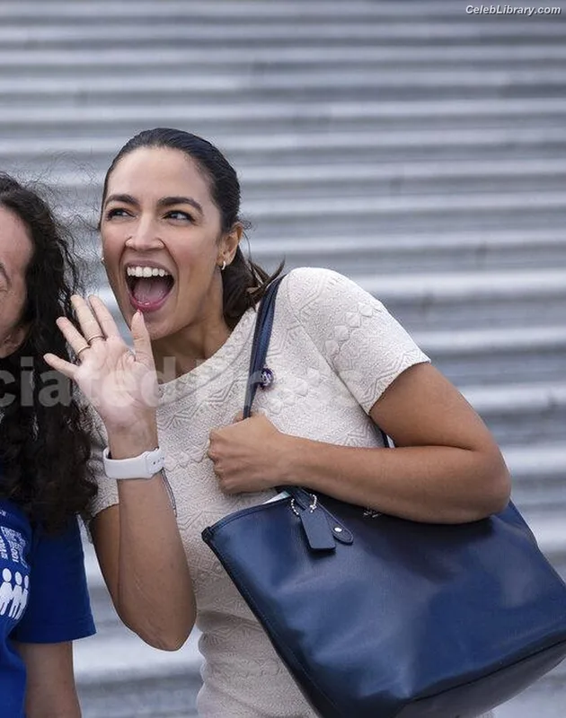 Alexandria Ocasio-Cortez AOC photo 10 of 884