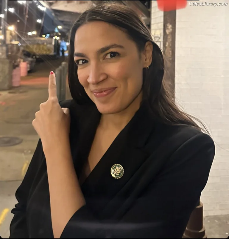 Alexandria Ocasio-Cortez AOC photo 14 of 884