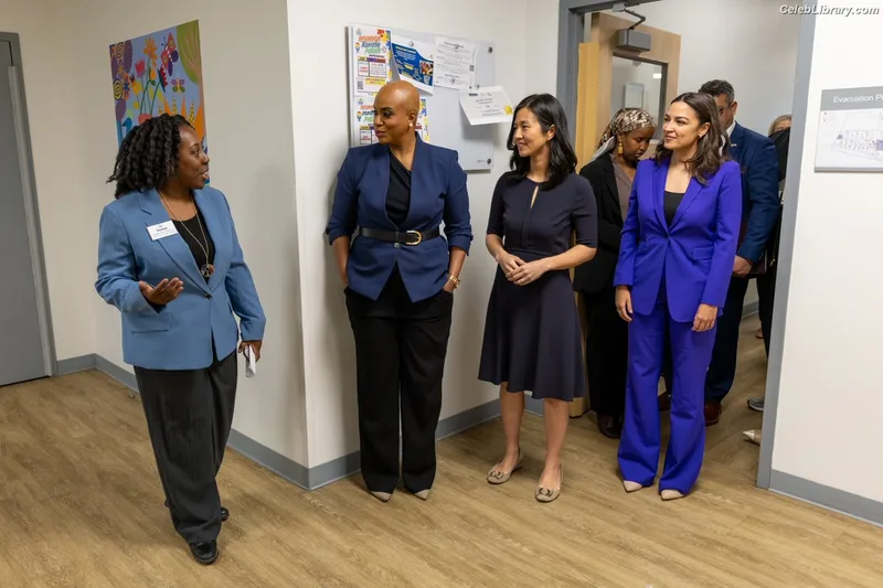 Alexandria Ocasio-Cortez AOC photo 3 of 884