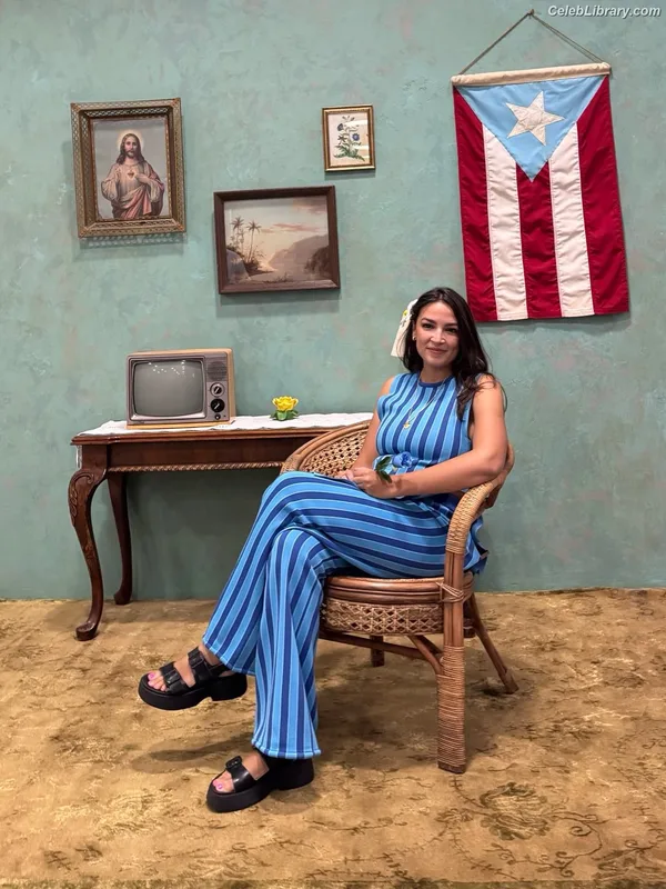 Alexandria Ocasio-Cortez AOC photo 12 of 884