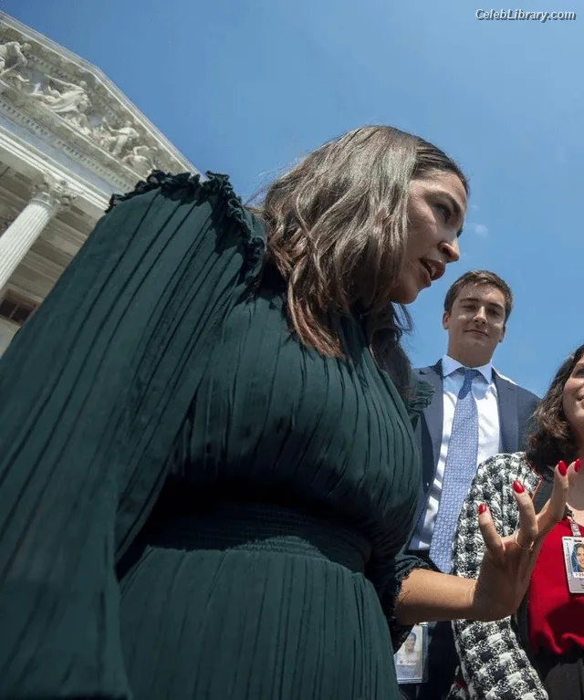 Alexandria Ocasio-Cortez AOC photo 6 of 884