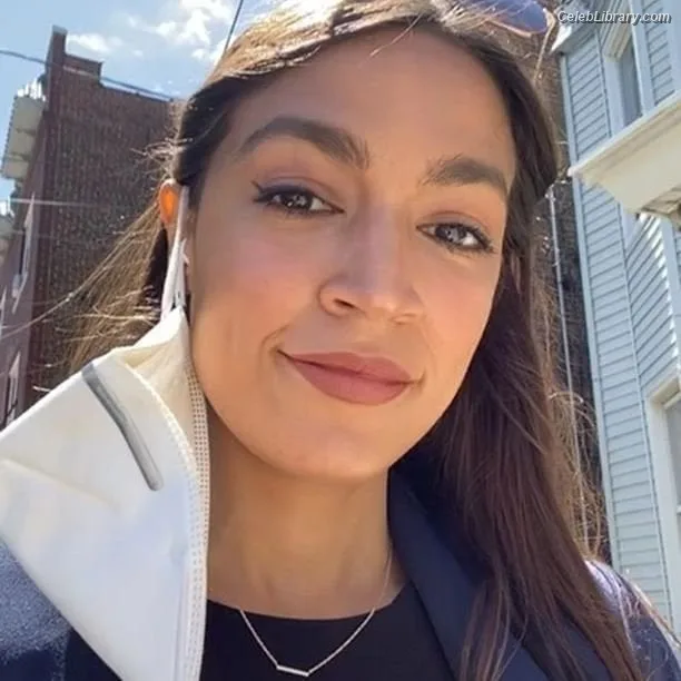 Alexandria Ocasio-Cortez AOC photo 4 of 884