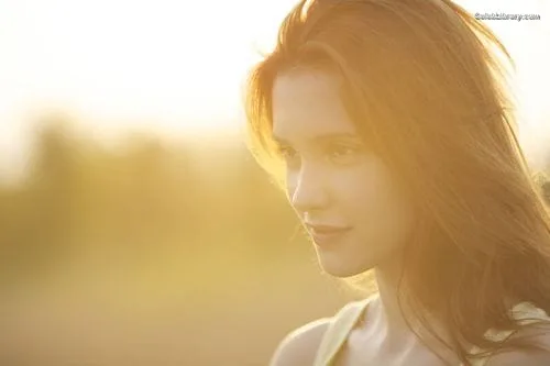 Alexia Fast photo 23 of 60