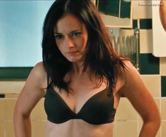 Alexis Bledel photo 8 of 37