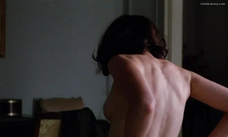 Alexis Bledel photo 9 of 37