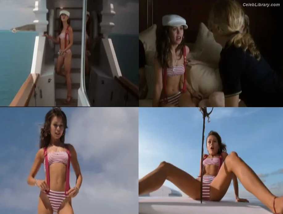 Alexis Dziena photo 1 of 97