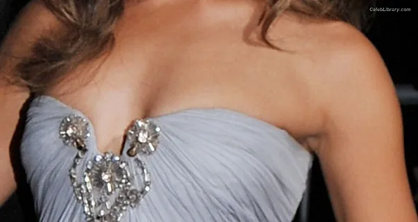 Alexis Dziena photo 6 of 98