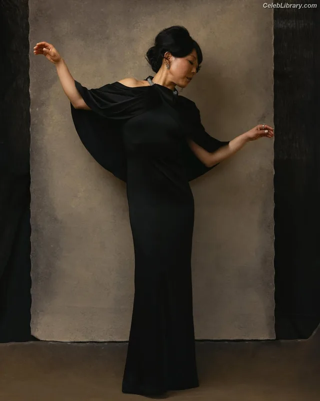 Ali Ahn photo 3 of 61