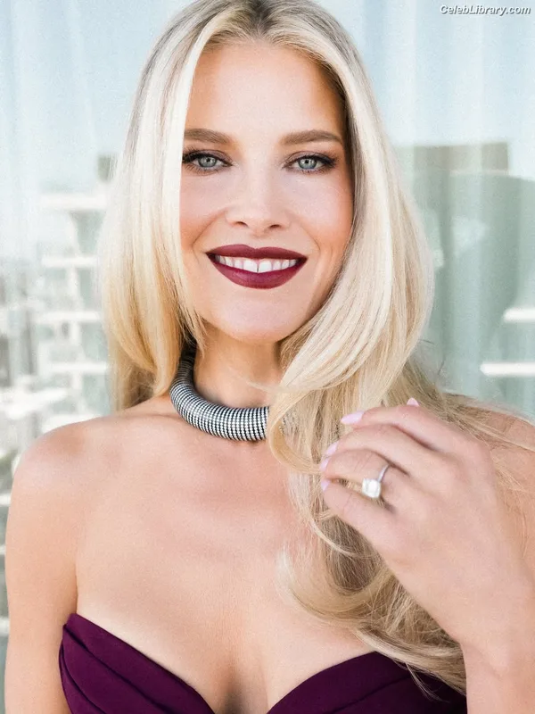 Ali larter photo 2 of 568