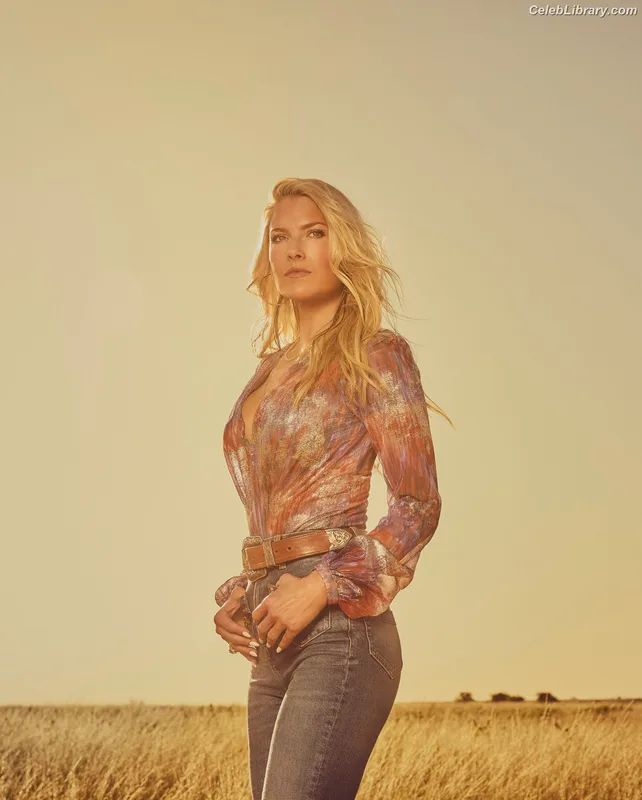 Ali larter photo 6 of 568