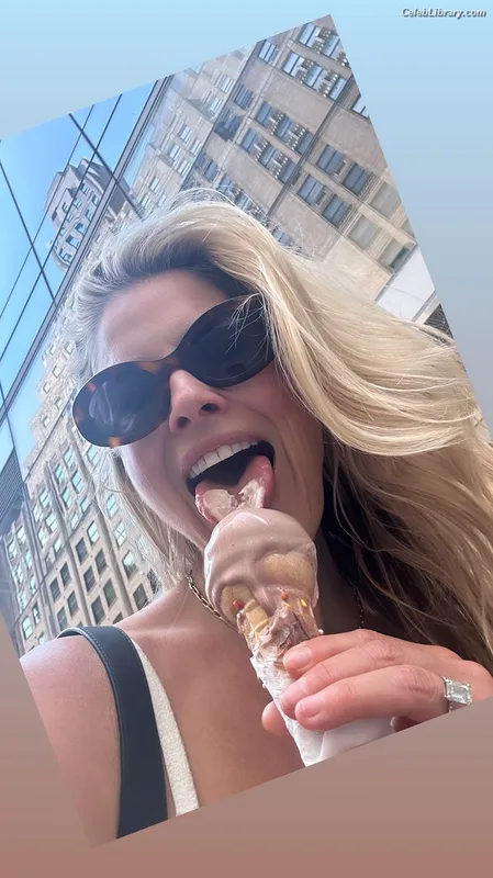 Ali larter photo 22 of 568