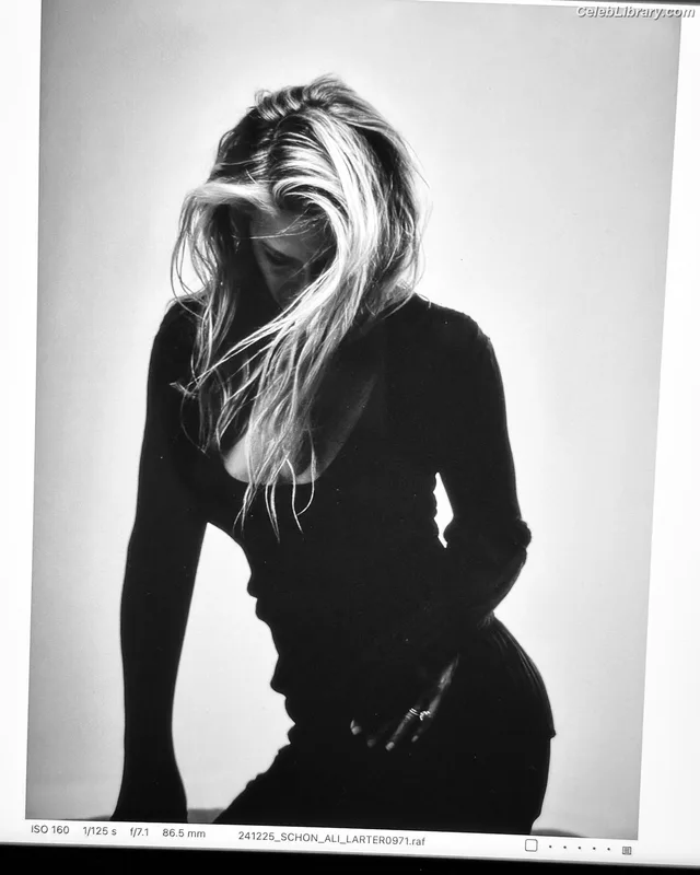 Ali larter photo 4 of 568