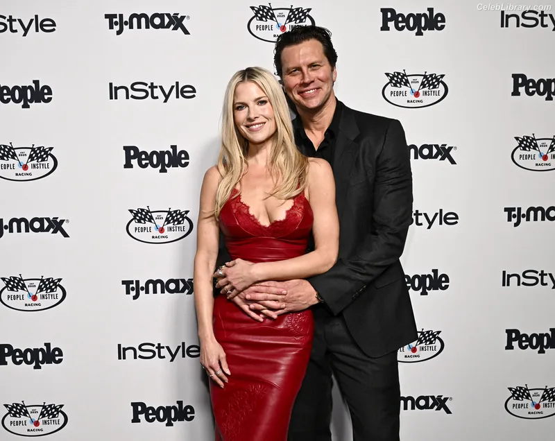Ali larter photo 14 of 568