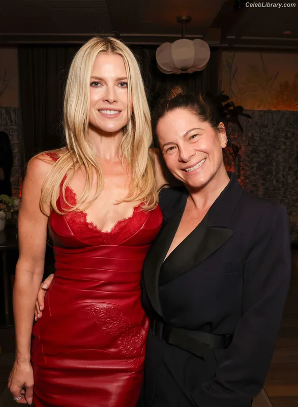 Ali larter photo 4 of 568