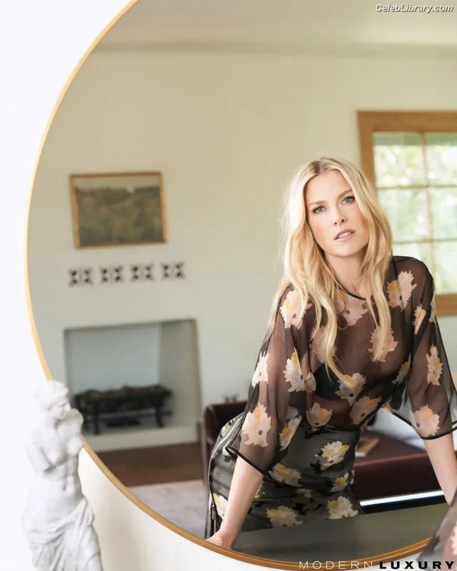 Ali larter photo 3 of 568
