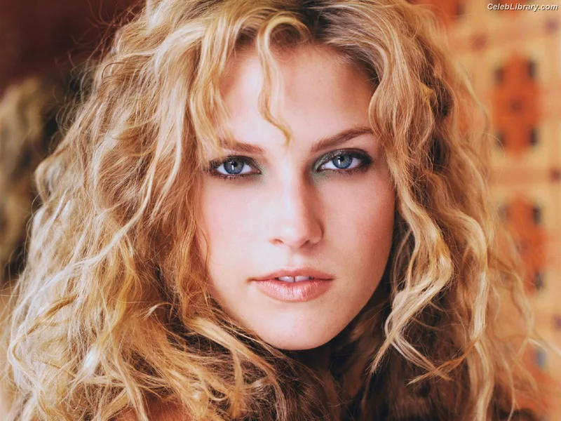 Ali larter photo 2 of 568