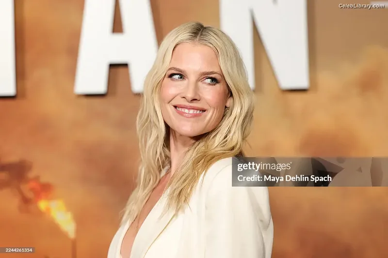 Ali larter photo 8 of 568
