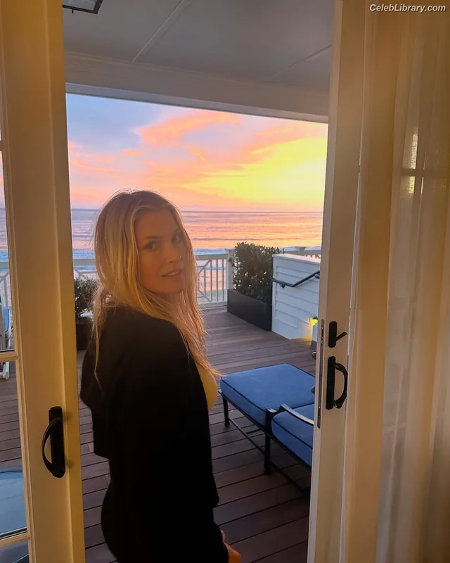 Ali larter photo 2 of 568