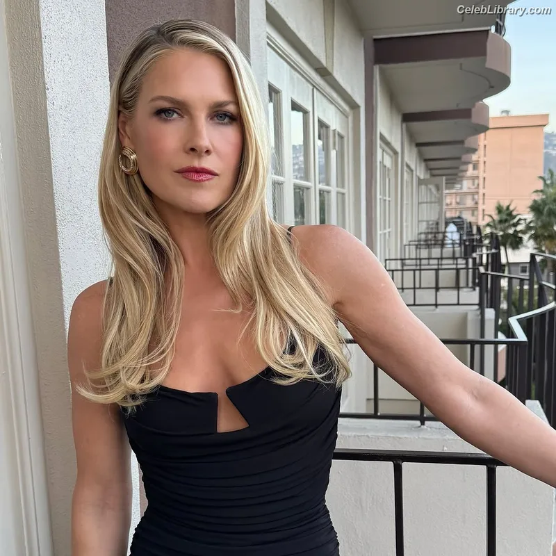 Ali larter photo 4 of 568