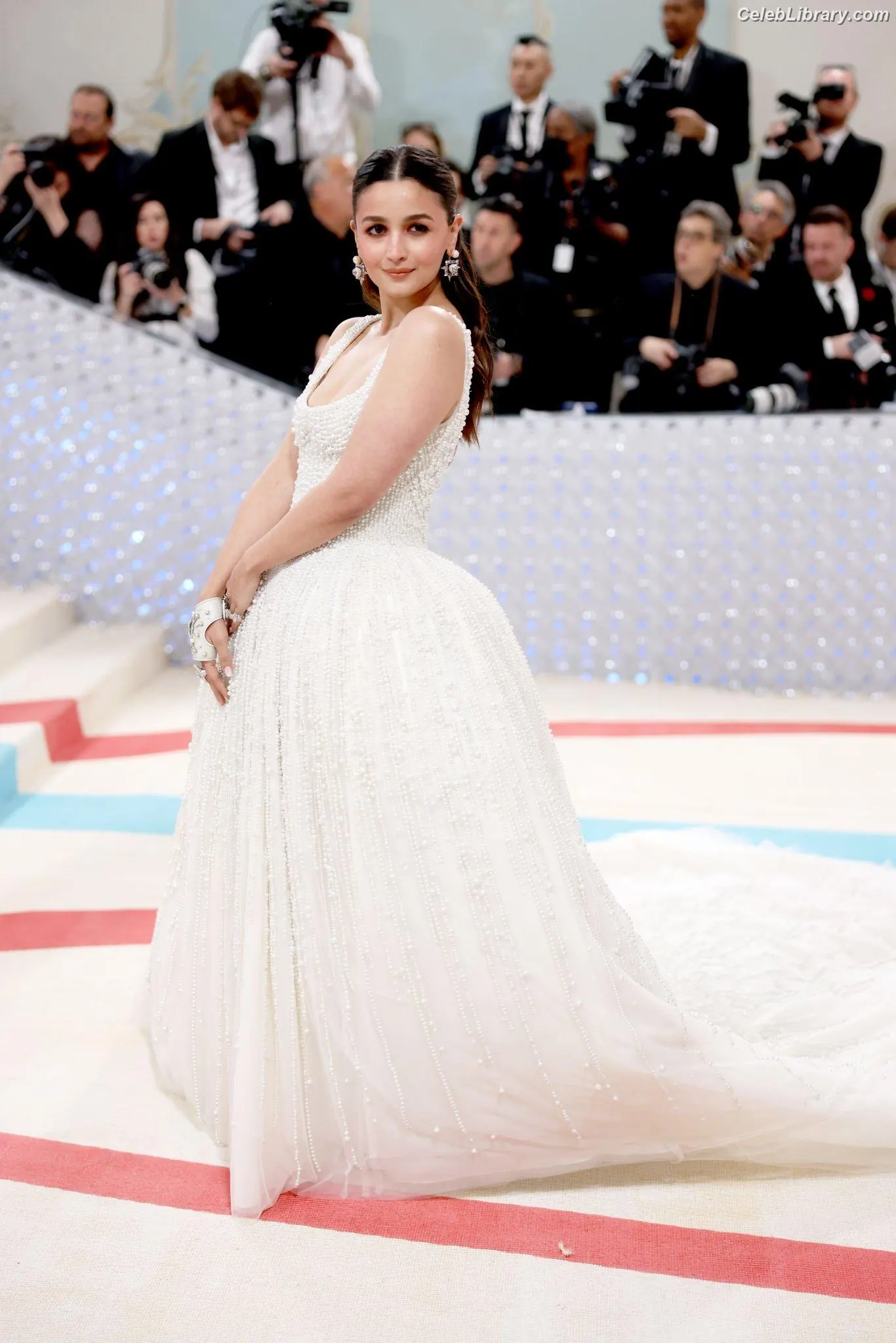 Alia Bhatt photo 6 of 166