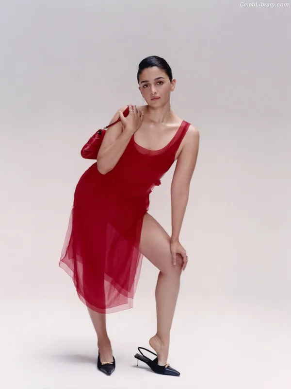 Alia Bhatt photo 20 of 167