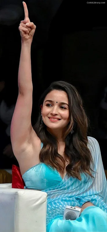 Alia Bhatt photo 7 of 167