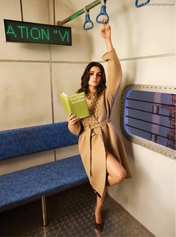 Alia Bhatt photo 21 of 167