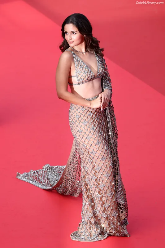 Alia Bhatt photo 9 of 167