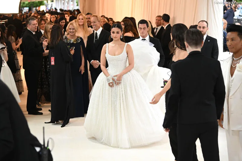 Alia Bhatt photo 13 of 167
