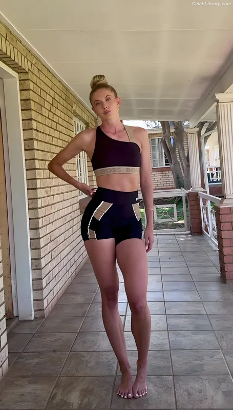 Alica Schmidt photo 3 of 514