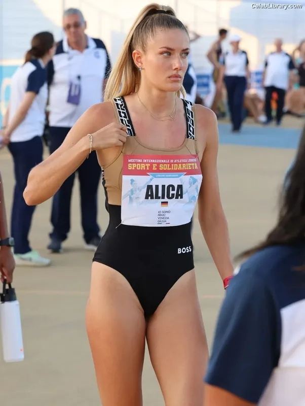 Alica Schmidt photo 23 of 514