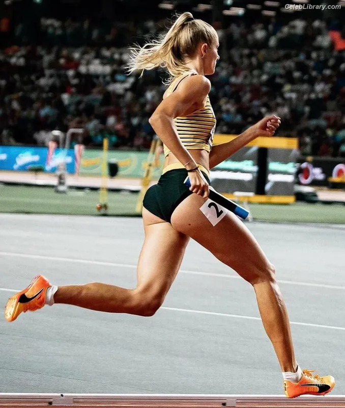 Alica Schmidt photo 1 of 514