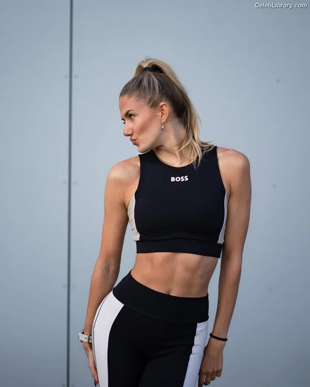 Alica Schmidt photo 17 of 514