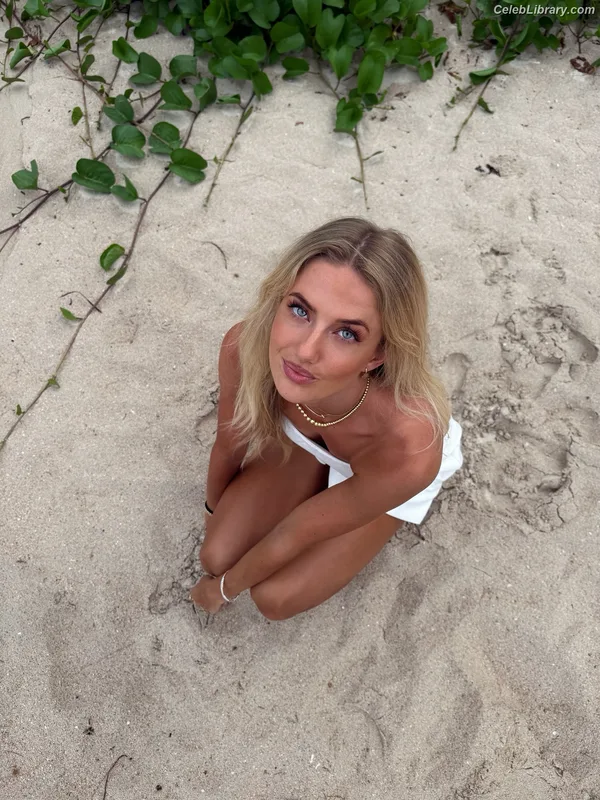 Alica Schmidt photo 10 of 514