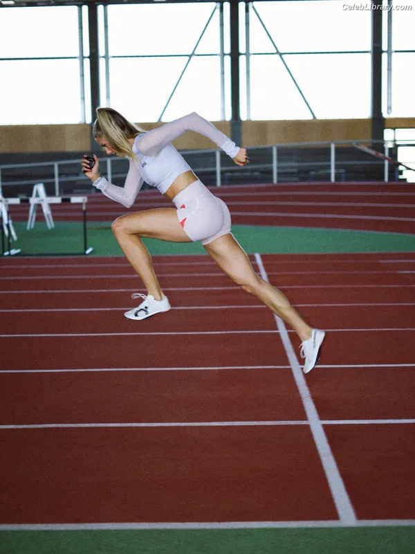 Alica Schmidt photo 7 of 514