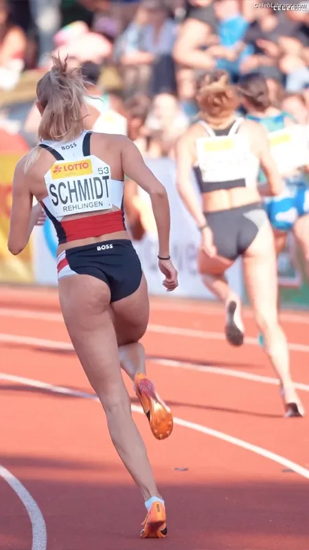 Alica Schmidt photo 1 of 514