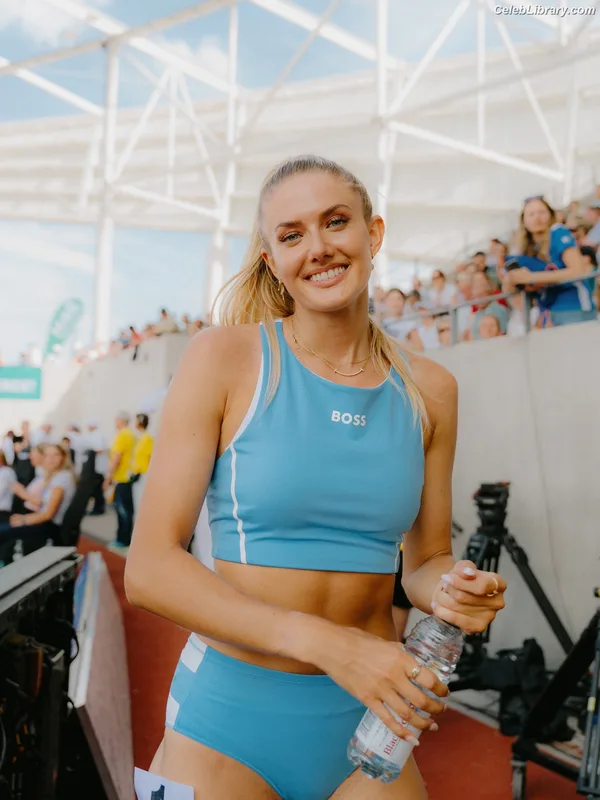 Alica Schmidt photo 9 of 514
