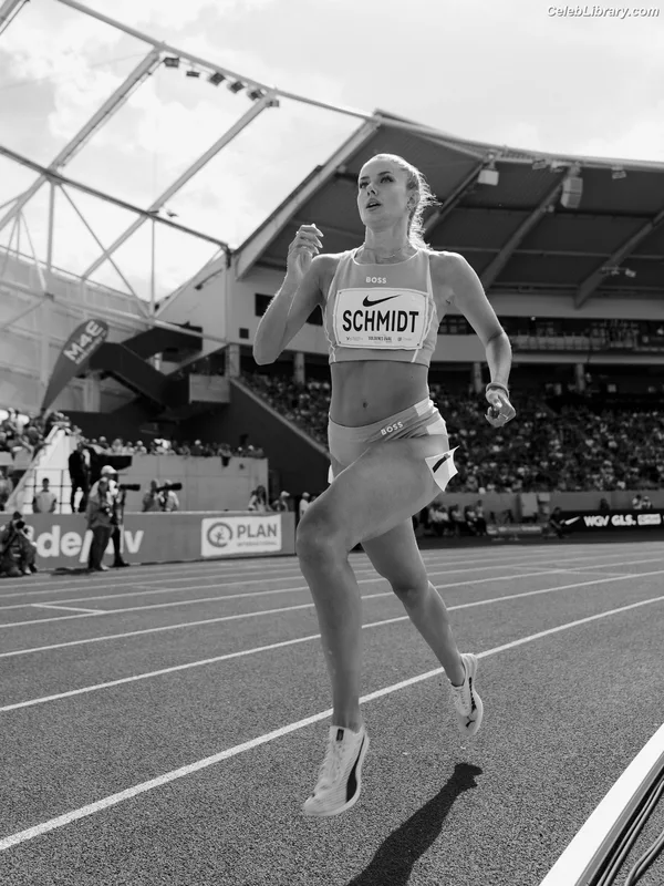 Alica Schmidt photo 11 of 514
