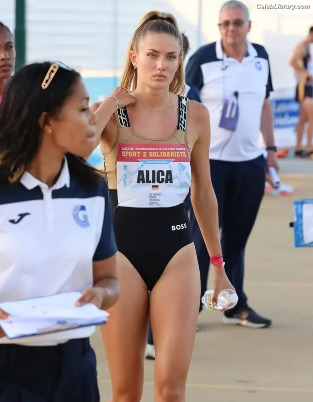 Alica Schmidt photo 15 of 514