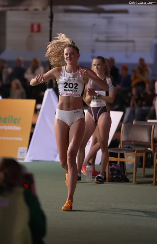 Alica Schmidt photo 3 of 514