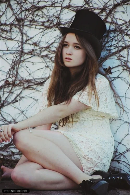 Alice Allegra Englert photo 3 of 55