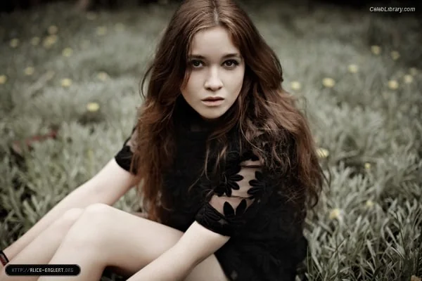 Alice Allegra Englert photo 21 of 55