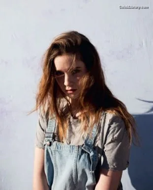 Alice Allegra Englert photo 3 of 56